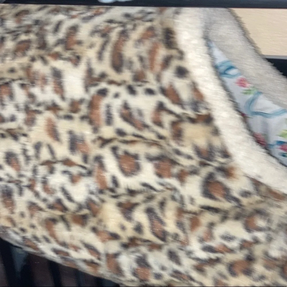 Pampered Pet Leopard pet bed
